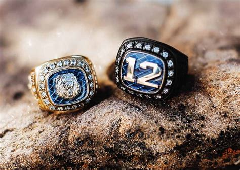 CUSTOM HIGH SCHOOL CLASS RINGS 